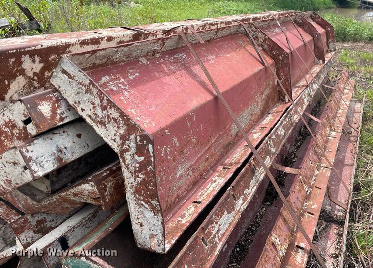 image for item ME9985 Symons  concrete form corner panels