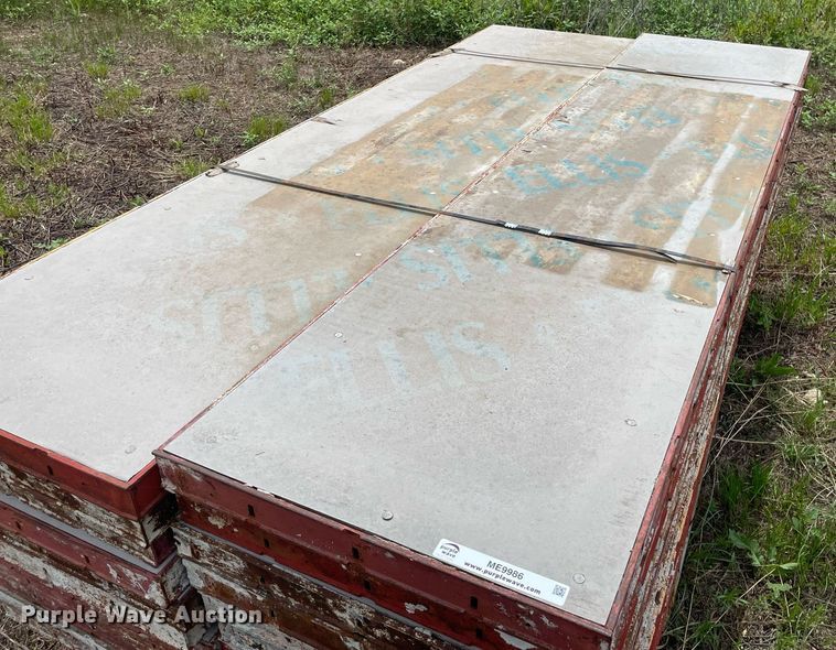 image for item ME9986 (42) Symons 8'L x 24" W concrete wall forms
