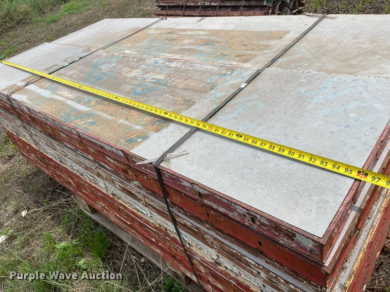 image for item ME9986 (42) Symons 8'L x 24" W concrete wall forms