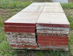 image for item ME9986 (42) Symons 8'L x 24" W concrete wall forms