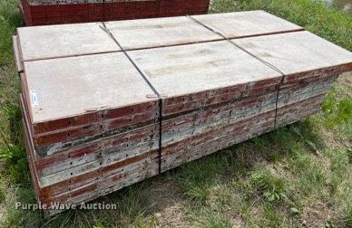 image for item ME9988 (20) Symons 8'L x 24"W concrete wall forms