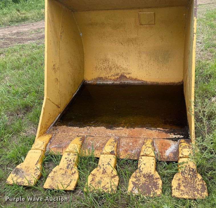 image for item ME9999 Excavator bucket