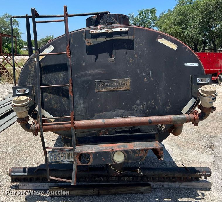 image for item MG9028 Imperial Tank Co.  water tank bed