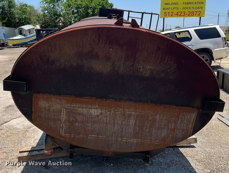 image for item MG9028 Imperial Tank Co.  water tank bed