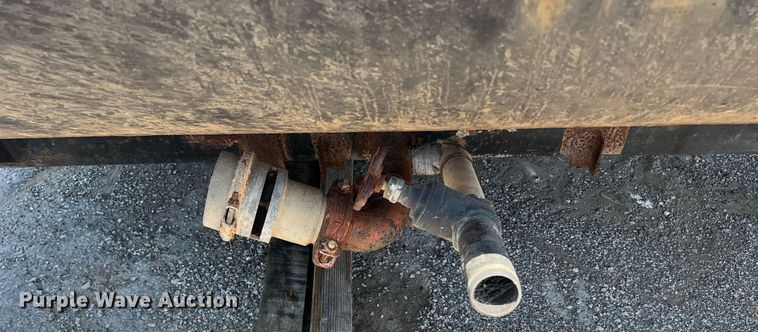 image for item MG9028 Imperial Tank Co.  water tank bed