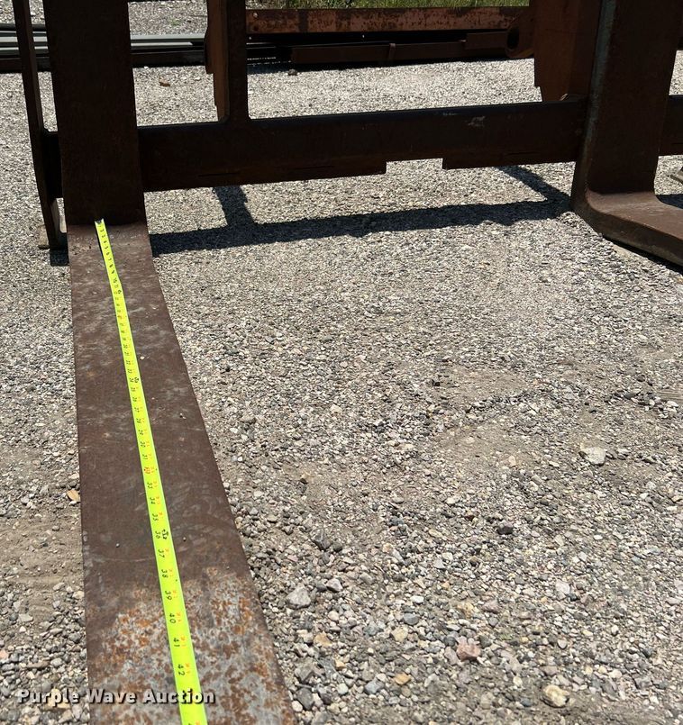 image for item MG9030 JRB  60" L forks