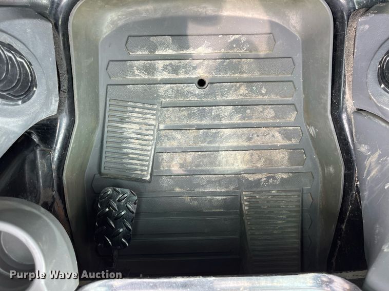 image for item MG9297 2021 Caterpillar 242D3  skid steer loader