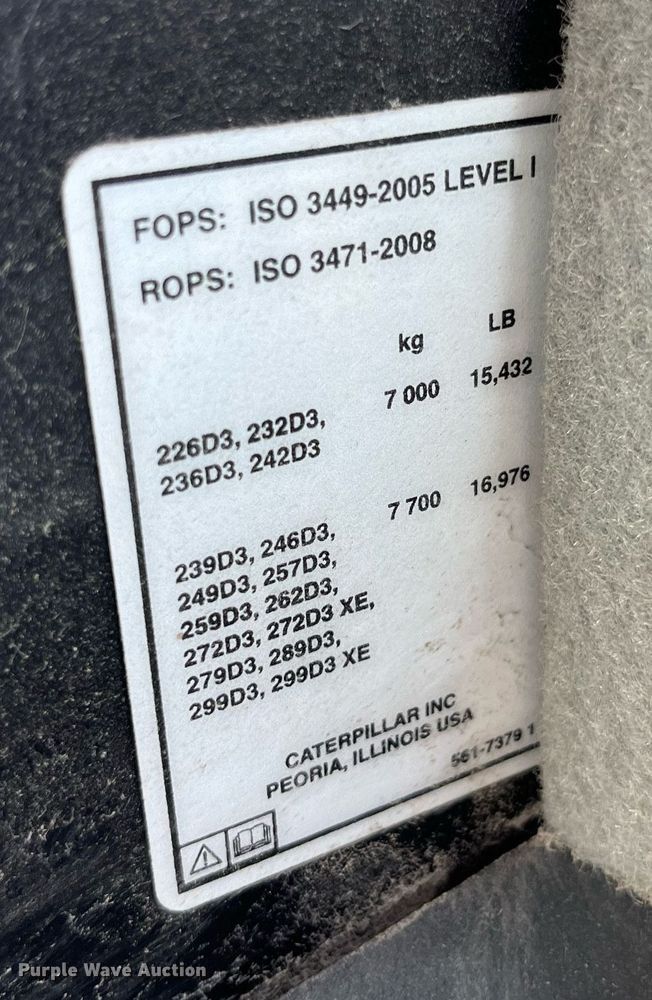 image for item MG9297 2021 Caterpillar 242D3  skid steer loader