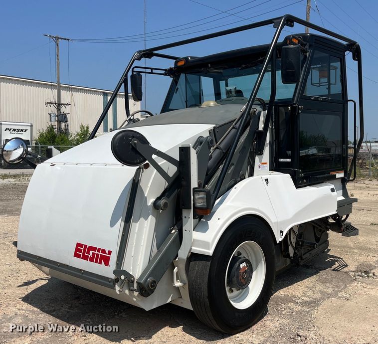 image for item MG9313 2010 Elgin Pelican NP  street sweeper