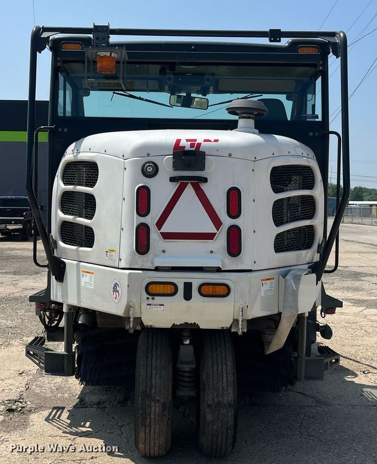 image for item MG9313 2010 Elgin Pelican NP  street sweeper