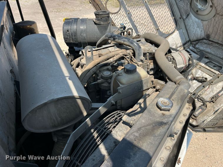 image for item MG9313 2010 Elgin Pelican NP  street sweeper