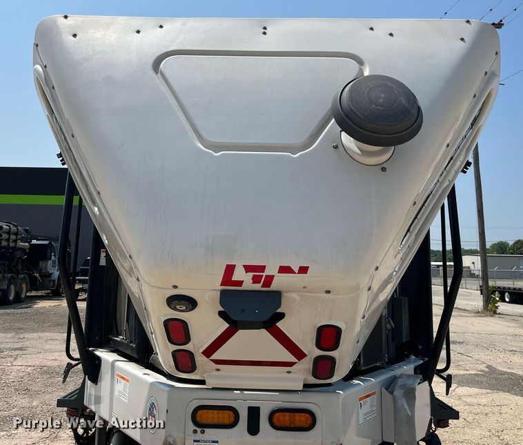 image for item MG9313 2010 Elgin Pelican NP  street sweeper