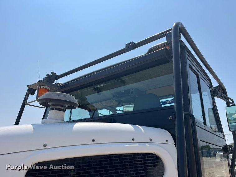 image for item MG9313 2010 Elgin Pelican NP  street sweeper