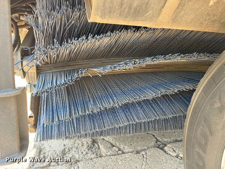 image for item MG9313 2010 Elgin Pelican NP  street sweeper