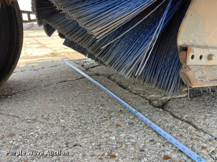 image for item MG9313 2010 Elgin Pelican NP  street sweeper