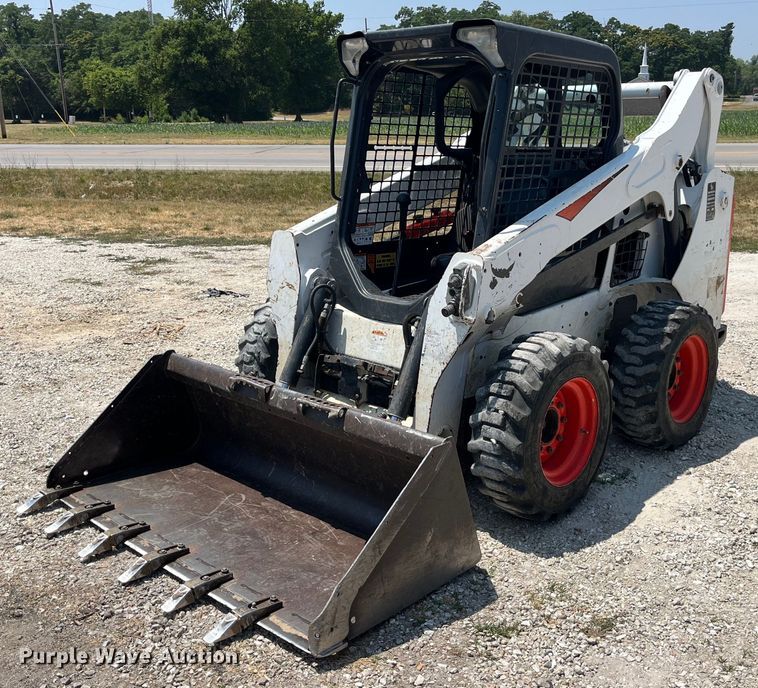 image for item MG9314 2017 Bobcat S570  skid steer loader