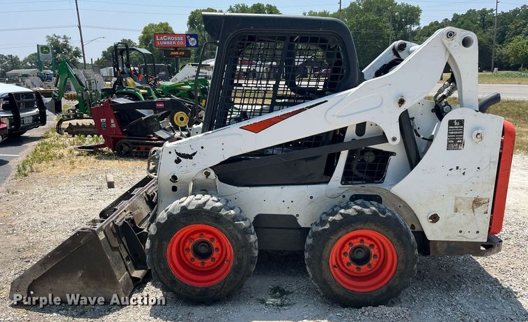 image for item MG9314 2017 Bobcat S570  skid steer loader