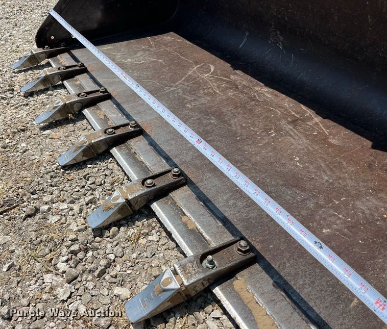 image for item MG9314 2017 Bobcat S570  skid steer loader