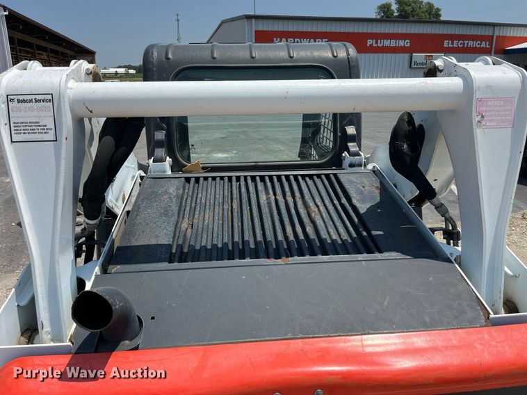 image for item MG9314 2017 Bobcat S570  skid steer loader