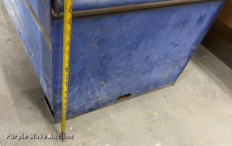 image for item MG9939 (2) toolboxes