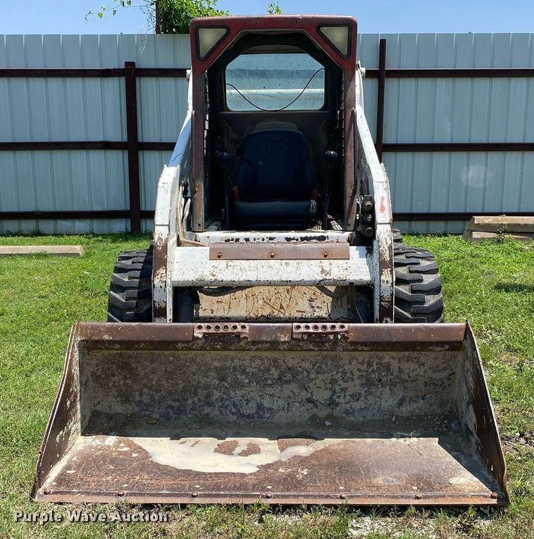 image for item MG9949 2005 Bobcat S175  skid steer loader