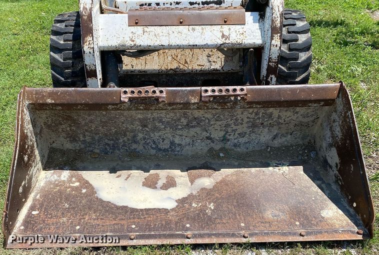 image for item MG9949 2005 Bobcat S175  skid steer loader