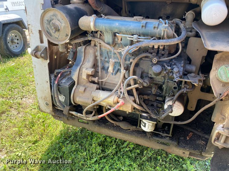 image for item MG9949 2005 Bobcat S175  skid steer loader