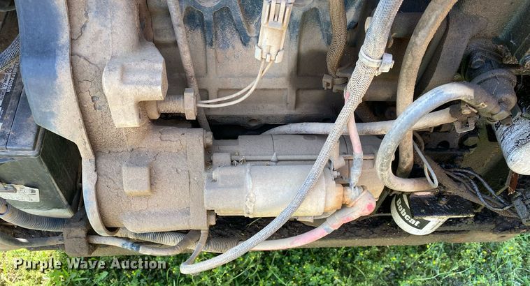 image for item MG9949 2005 Bobcat S175  skid steer loader