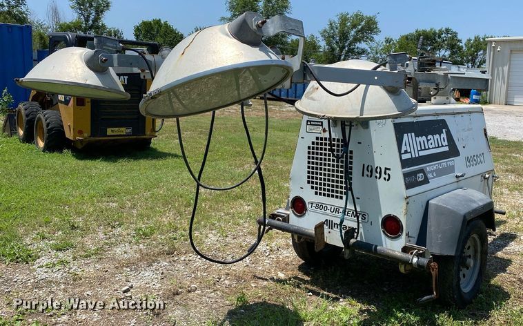 image for item MG9950 Allmand Night Lite Pro  light plant