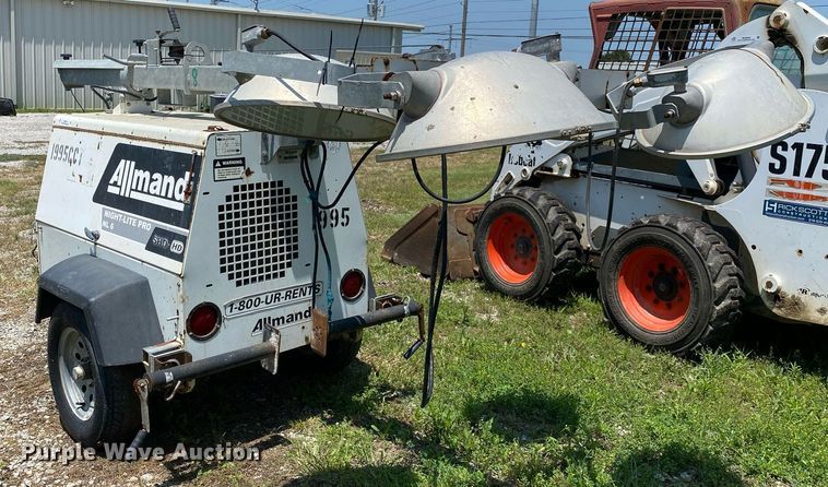 image for item MG9950 Allmand Night Lite Pro  light plant