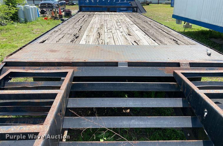 image for item MG9951 2007 Starlite  equipment trailer