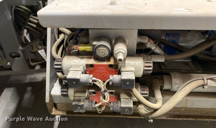 image for item MG9952 2009 Skyjack SJIII 3226  scissor lift