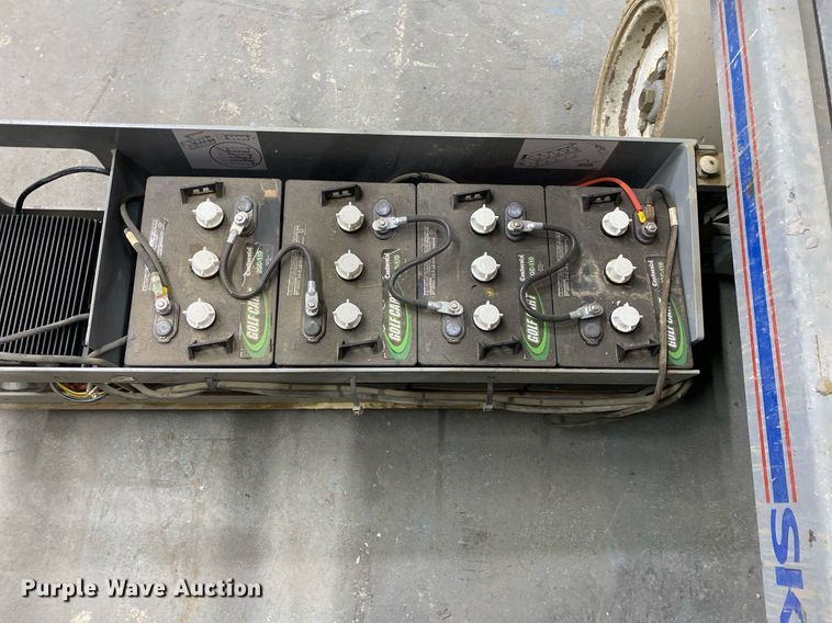 image for item MG9952 2009 Skyjack SJIII 3226  scissor lift