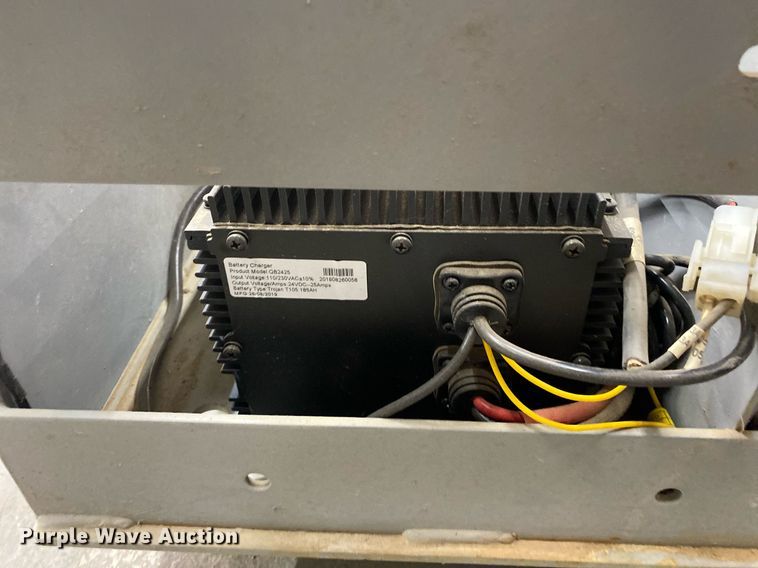 image for item MG9952 2009 Skyjack SJIII 3226  scissor lift