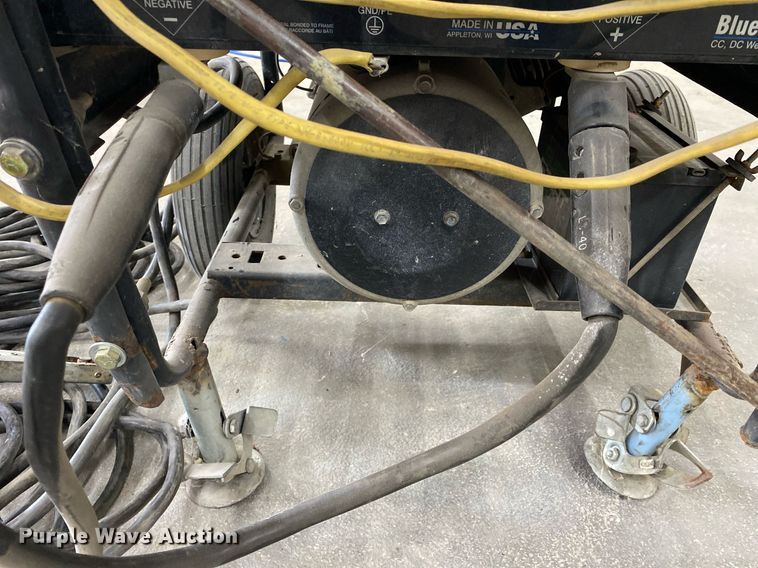 image for item MG9953 Miller Blue Star 185  welder/generator