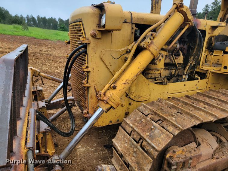 image for item ML9472 1968 Caterpillar D7E  dozer