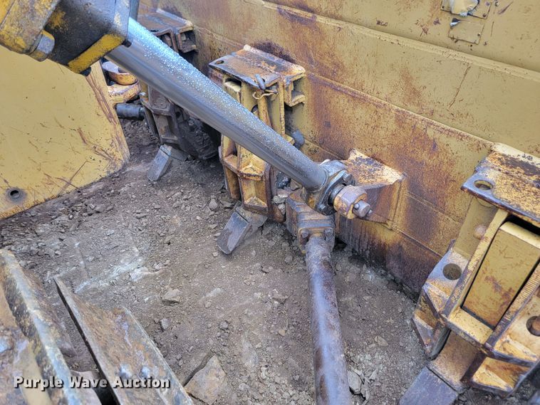 image for item ML9472 1968 Caterpillar D7E  dozer