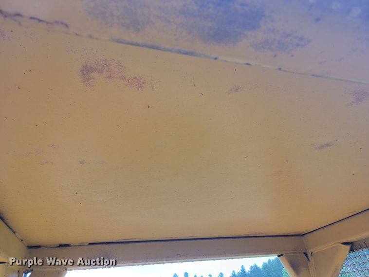 image for item ML9472 1968 Caterpillar D7E  dozer