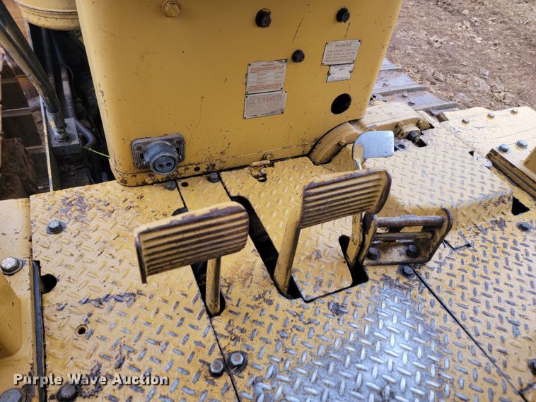 image for item ML9472 1968 Caterpillar D7E  dozer