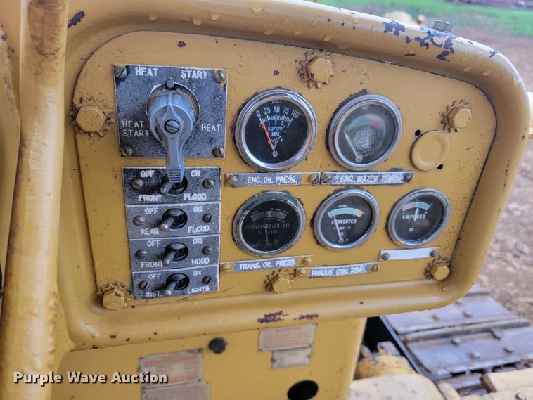 image for item ML9472 1968 Caterpillar D7E  dozer