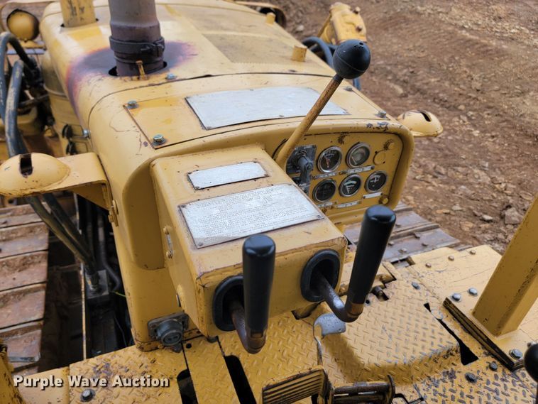 image for item ML9472 1968 Caterpillar D7E  dozer
