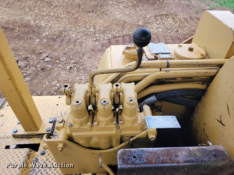 image for item ML9472 1968 Caterpillar D7E  dozer