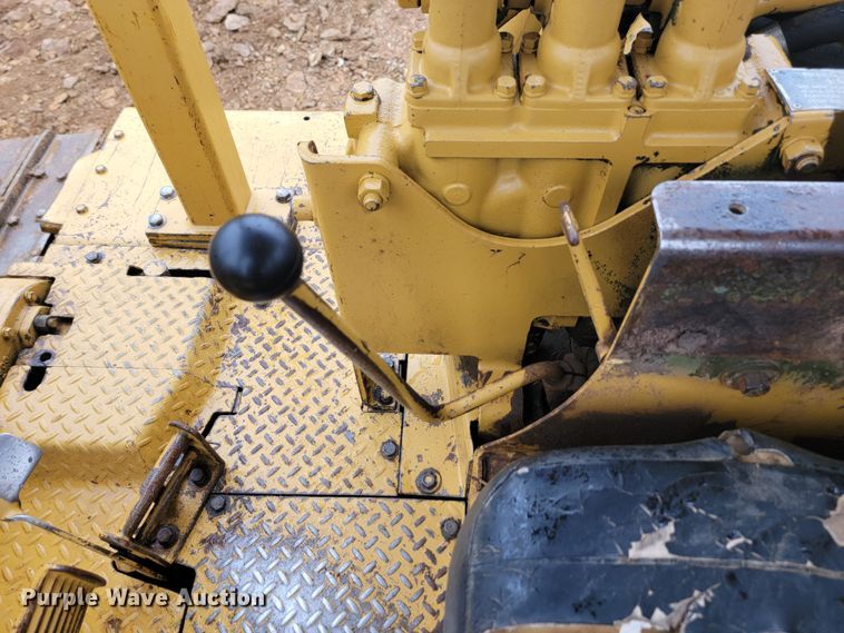 image for item ML9472 1968 Caterpillar D7E  dozer