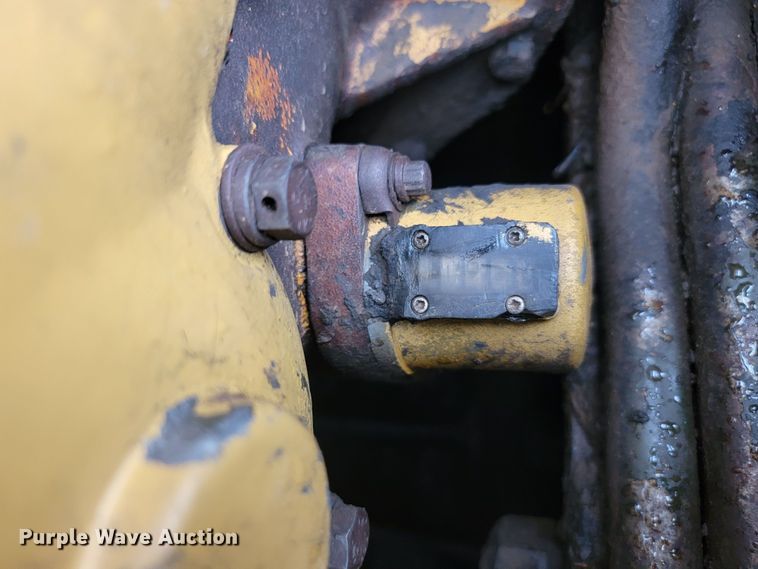 image for item ML9472 1968 Caterpillar D7E  dozer