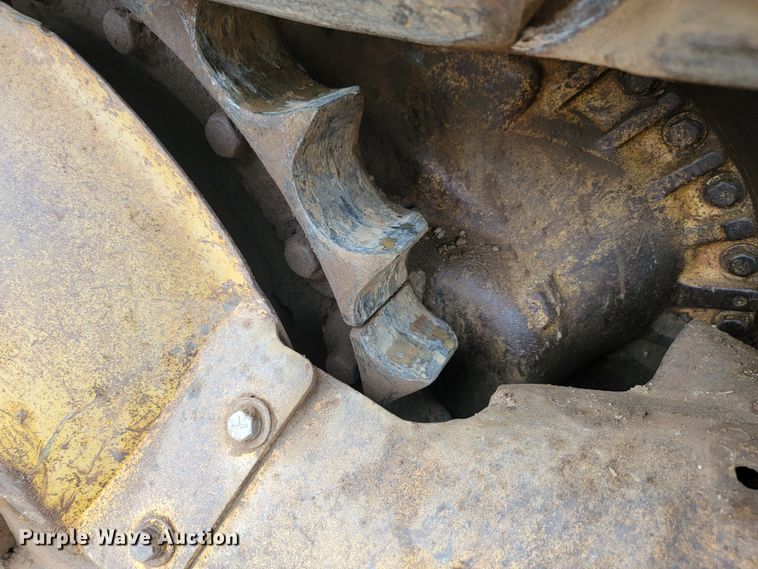 image for item ML9472 1968 Caterpillar D7E  dozer