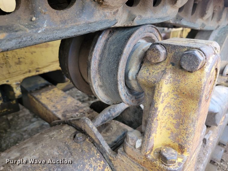 image for item ML9472 1968 Caterpillar D7E  dozer