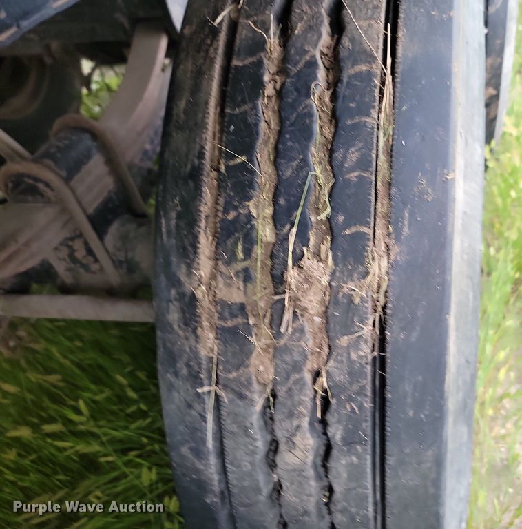 image for item ML9497 1994 Cornhusker 8X35 Rockpup  end dump pup trailer