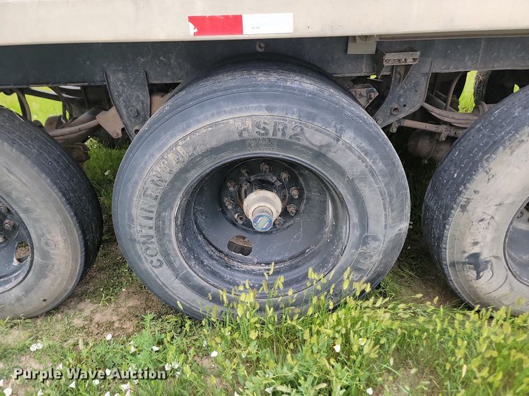 image for item ML9497 1994 Cornhusker 8X35 Rockpup  end dump pup trailer