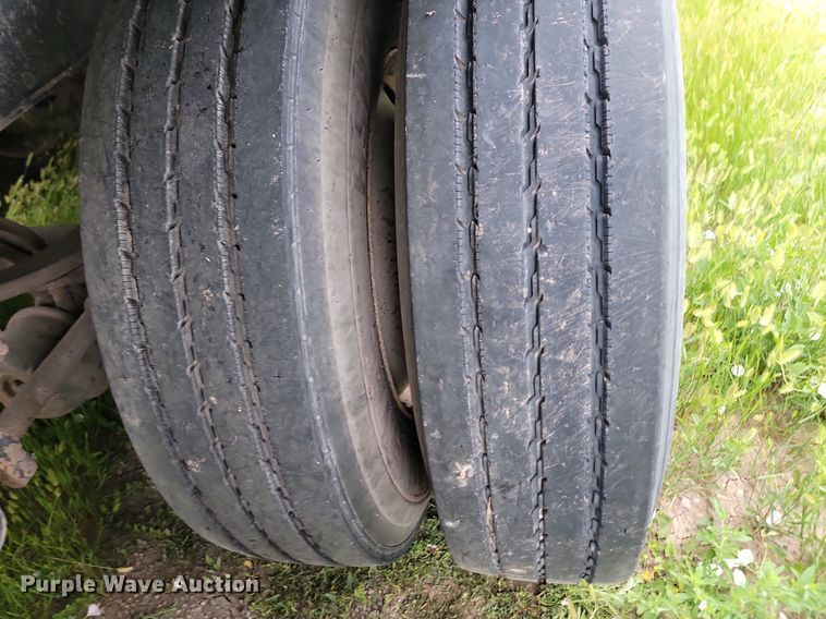 image for item ML9497 1994 Cornhusker 8X35 Rockpup  end dump pup trailer