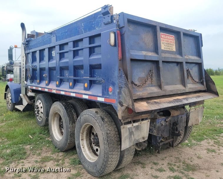 image for item ML9498 2000 Kenworth W900  dump truck